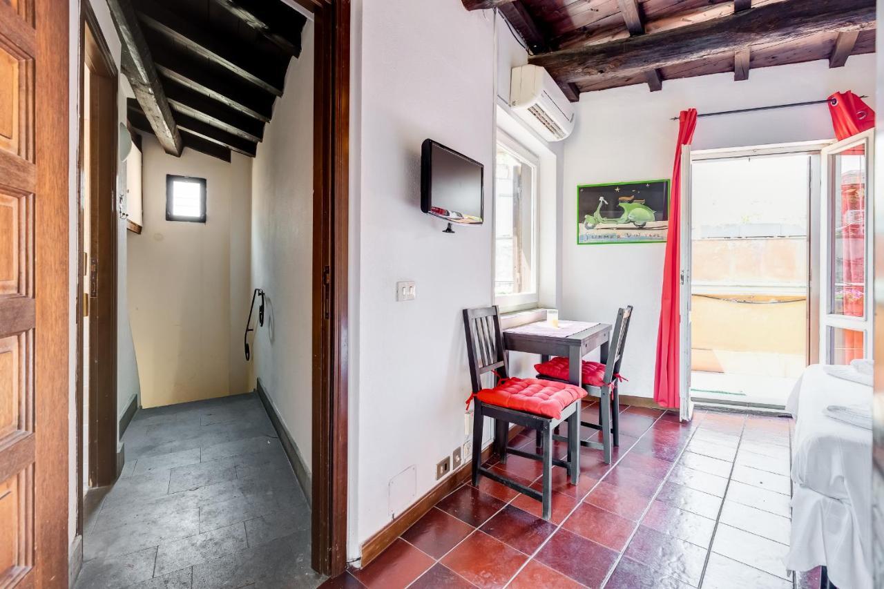 Romantic House With Terrace Экстерьер фото