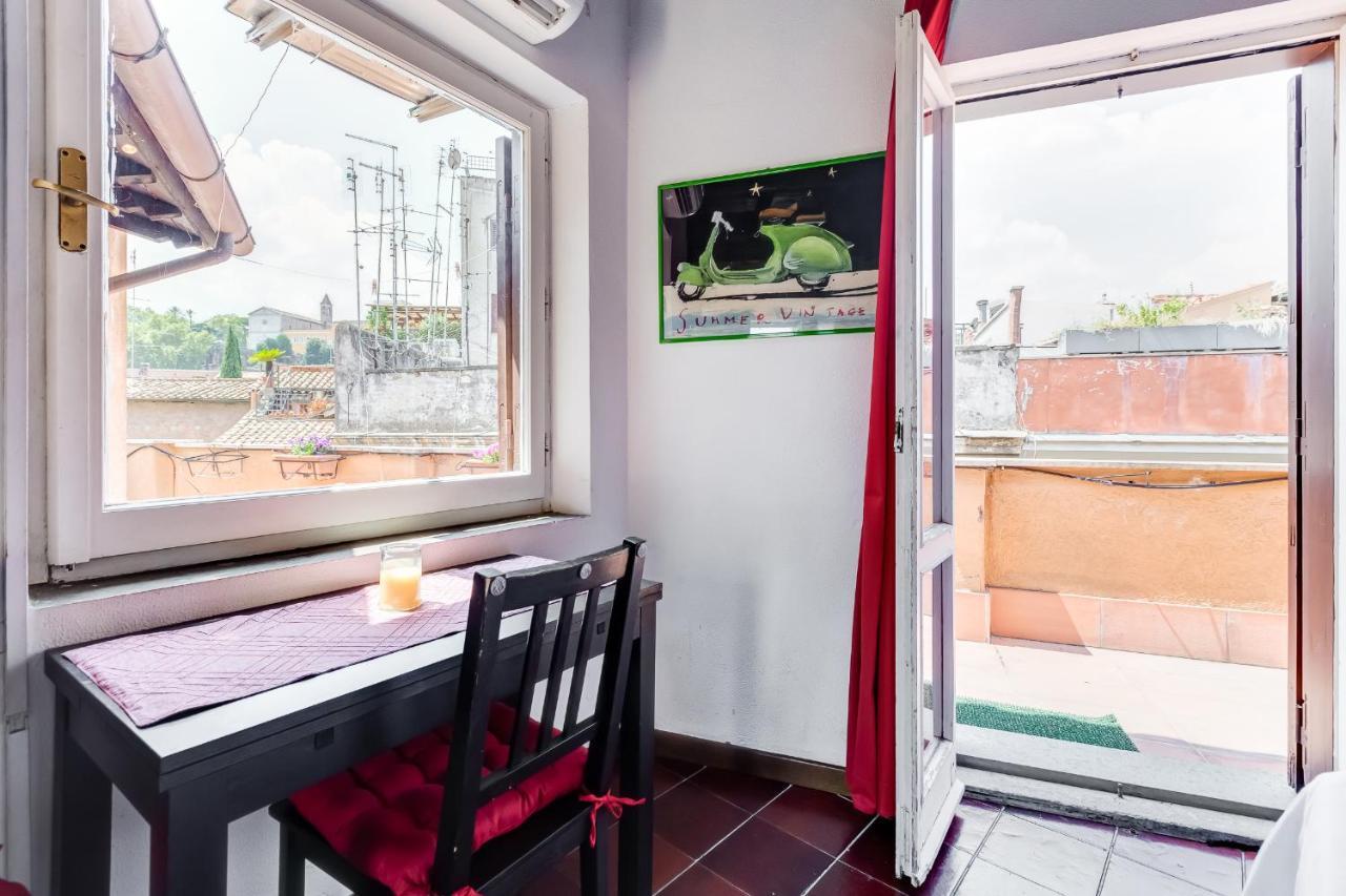 Romantic House With Terrace Экстерьер фото