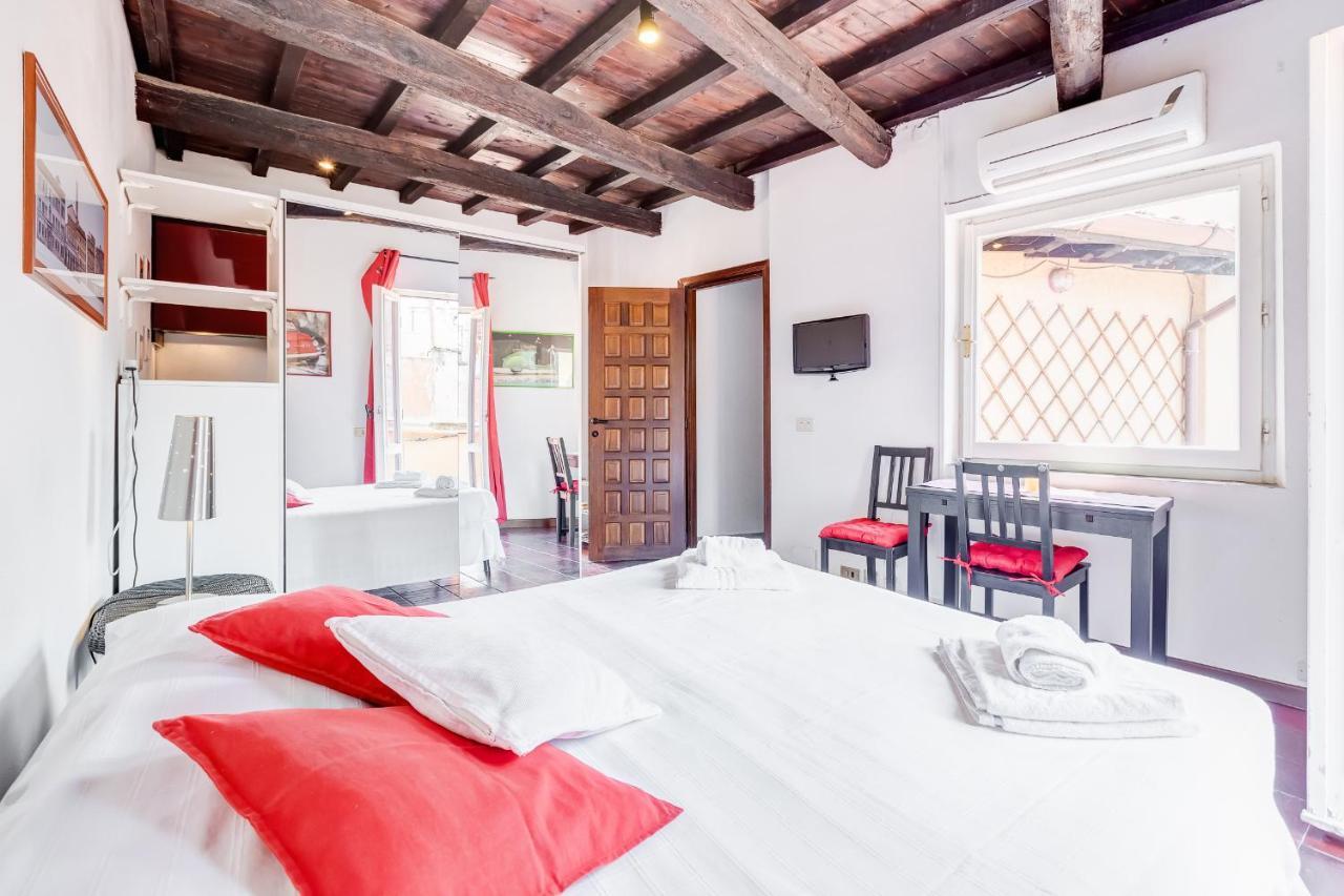 Romantic House With Terrace Экстерьер фото