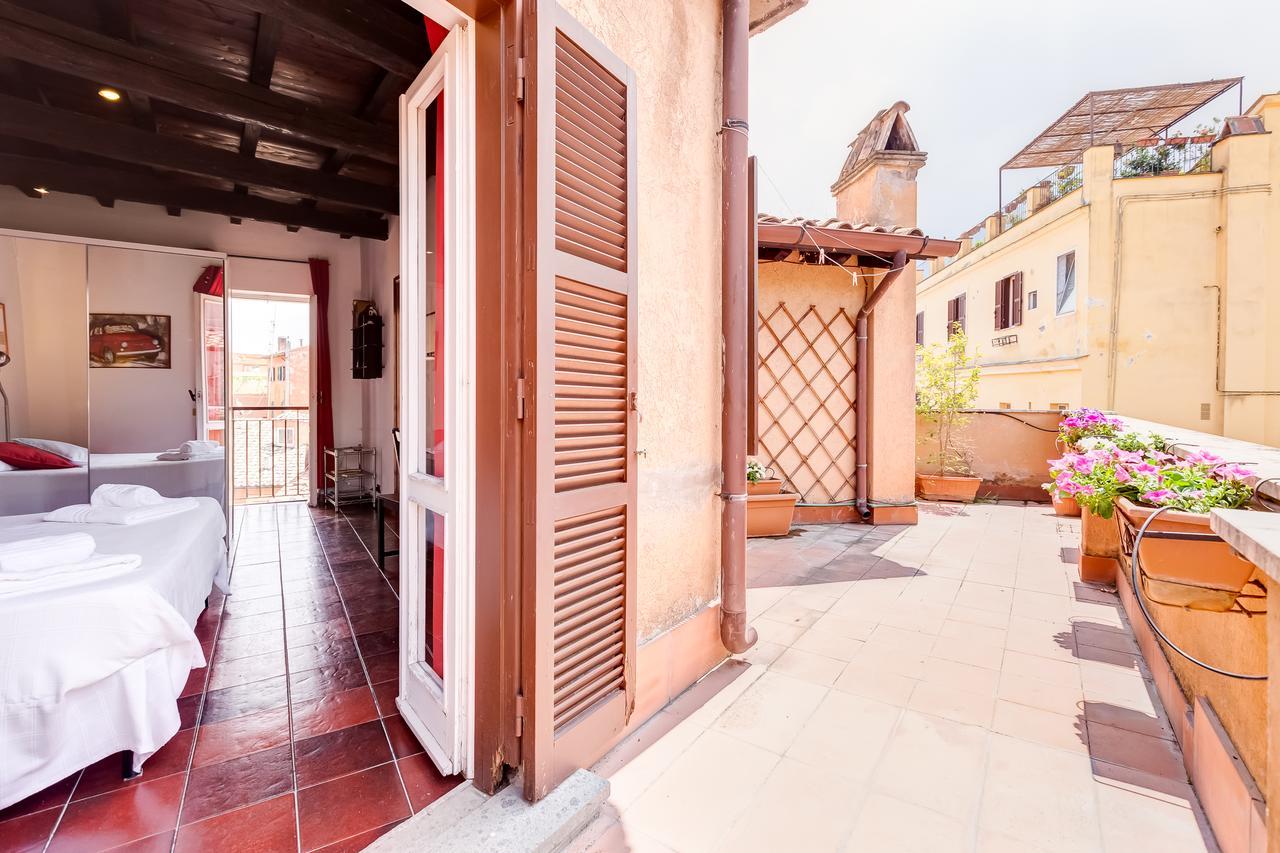 Romantic House With Terrace Экстерьер фото
